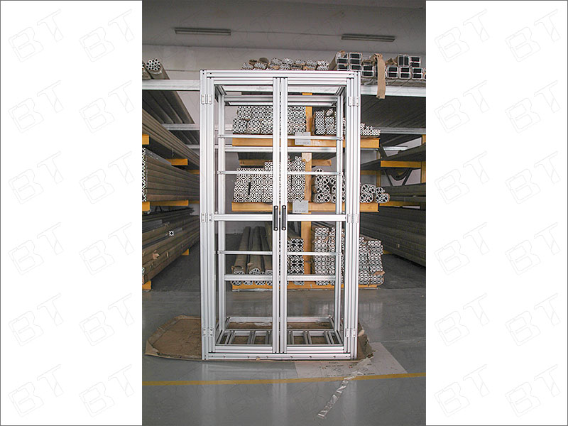 鋁型材機(jī)柜